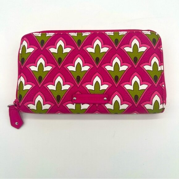 Vera Bradley Zip-Around Wallet – Pink & Green Geometric Pattern – RFID Large - Picture 1 of 6